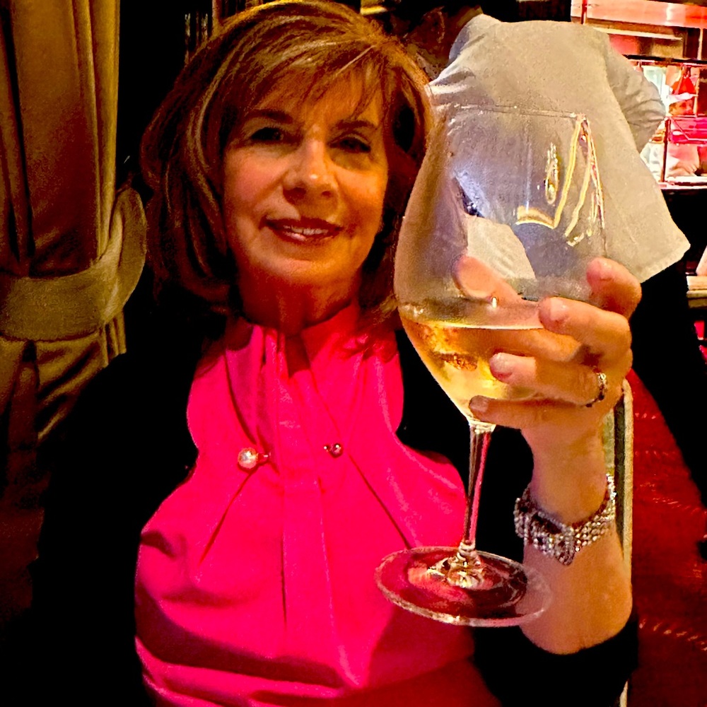 Meet your Posher, Danielle